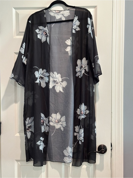 Other - Black Floral Sheer Kimono Cover-Up
